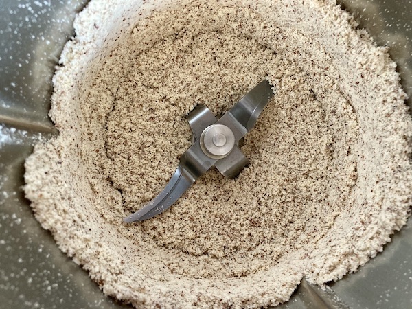 keik amygdalo karyda2