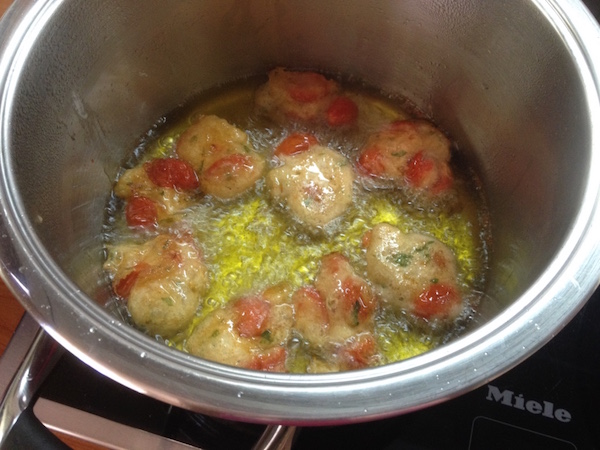 ntomatoloykoymades10