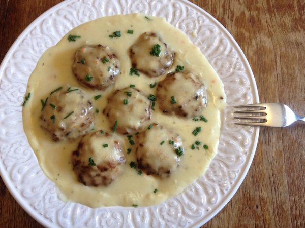 keftedakia me leykh saltsa1