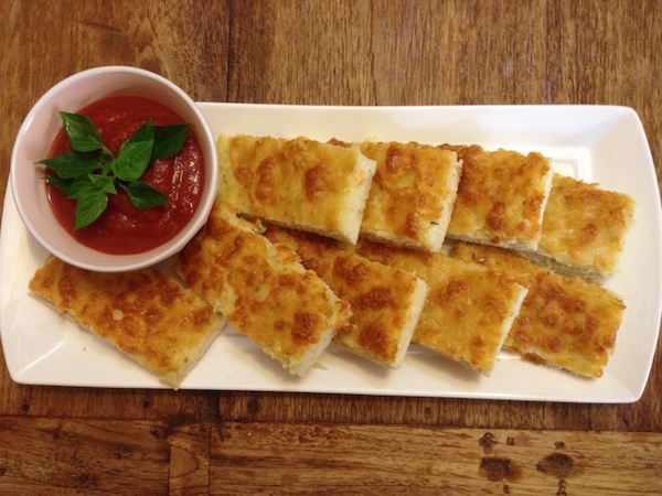 cheese bread sticks1