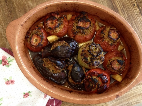 gemista me laxanika k ryzi1