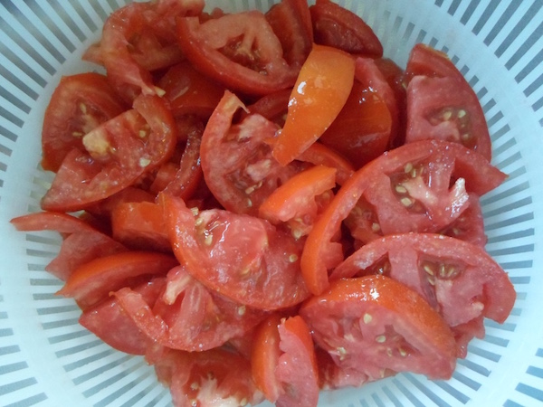 saltsa ntomatas3
