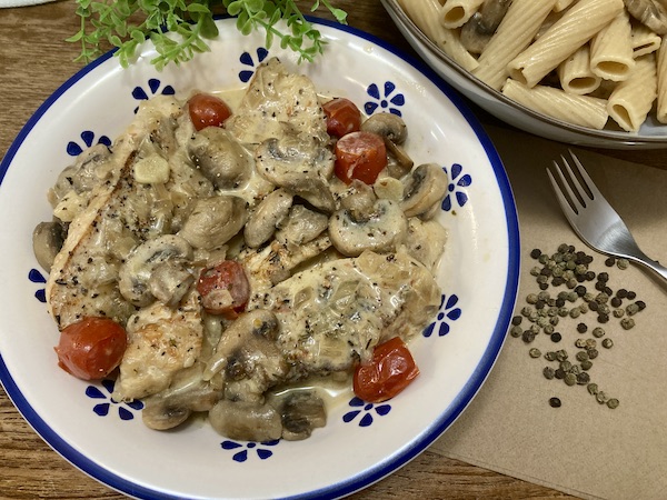 kotopoylo manitaria krema1