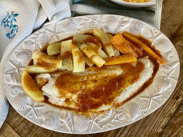 vakalaos laxanika saltsa1